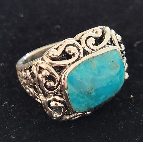 Turquoise In Silver Setting. Size 10 - Picture 2 of 5